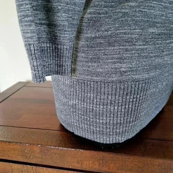 ❤️Smart Set 3/4  Sweater Grey Taupe Size Medium Rounded Neckline Soft Ribbed - Picture 8 of 12